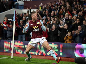 Hourihane spearheads Aston Vil...